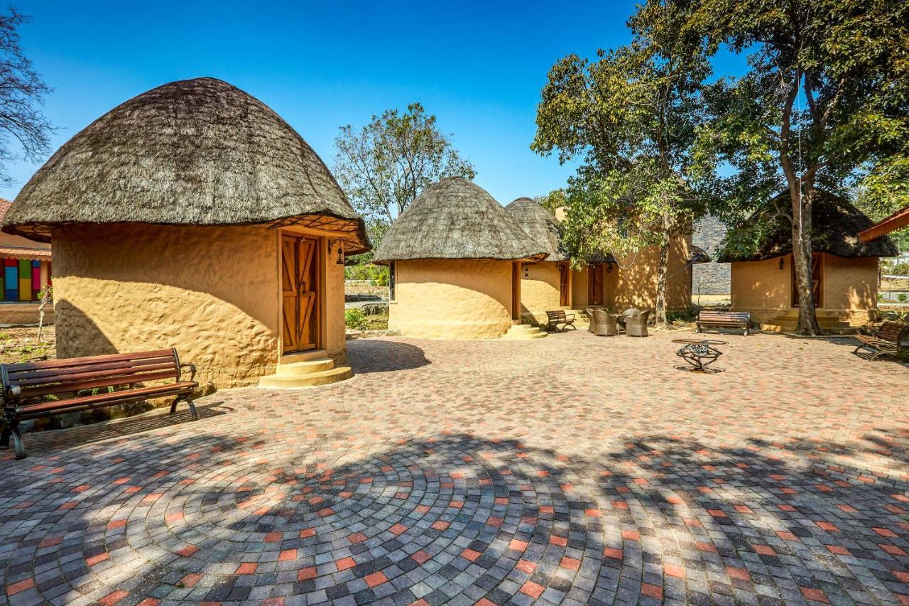 Serendipity Lakes And Resorts Tamia Exterior photo