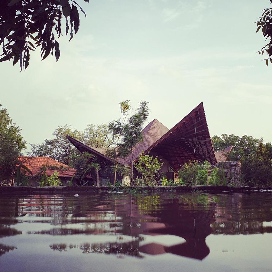 Serendipity Lakes And Resorts Tamia Exterior photo